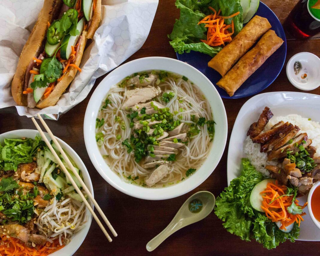 4. Pho Hoan Pasteur